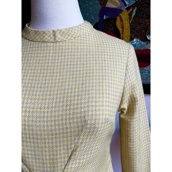 Vintage 60s Yellow Micro Plaid Dress | Mad Men Sheath Tweed Knit | Size S/M - Picture 2 of 10
